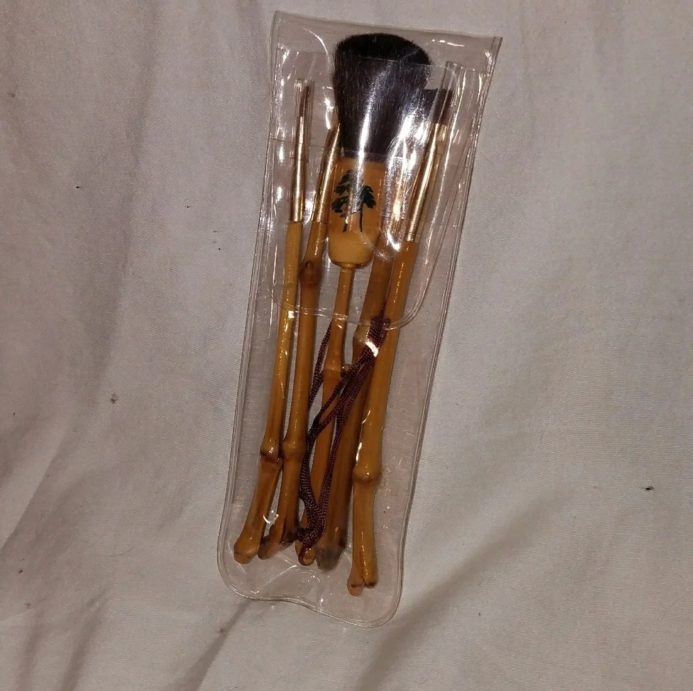 Bamboo Make-up Brushes